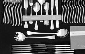 Maxwell & Williams Boxed Cutlery Set